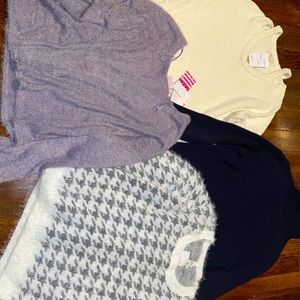 Size L/XL sweaters